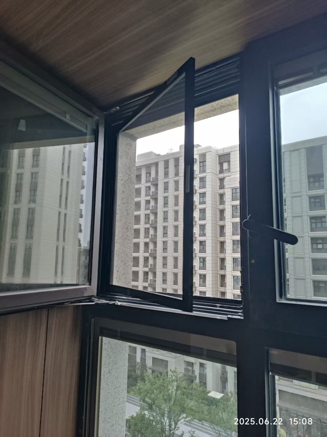 1750909687578583.jpg 1750909687578583.jpg